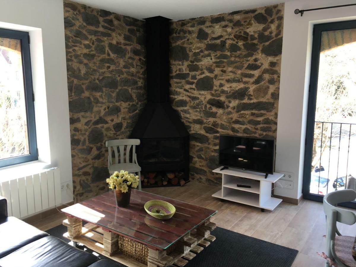 Torre De La Ferreria Διαμέρισμα Tona Εξωτερικό φωτογραφία